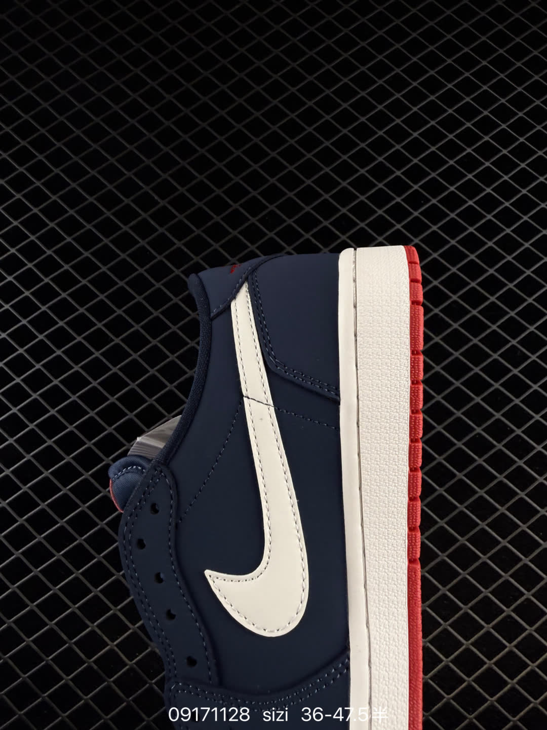 Nike Air Jordan 1 Retro Low-IX8478